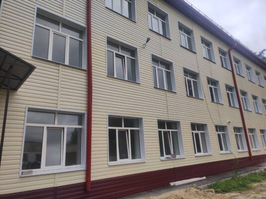 В Погарском районе капитально отремонтировали Городищенскую школу