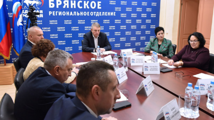 Губернатор Александр Богомаз рассказал о строительстве и ремонте брянских школ