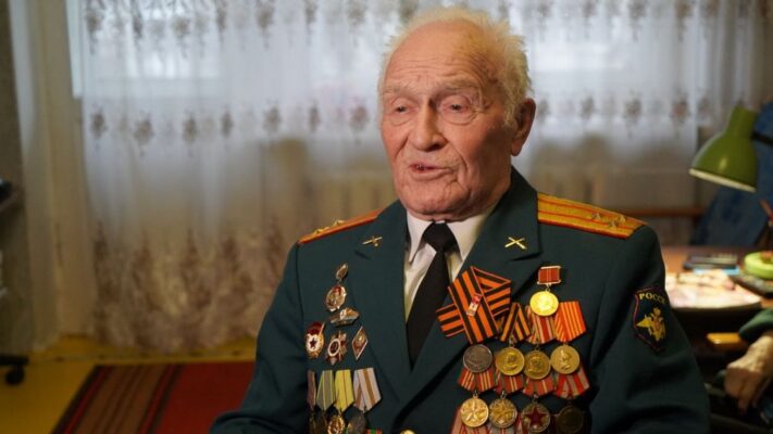 Николая Редикульцева из Брянска наградили юбилейной медалью 80-летия Победы