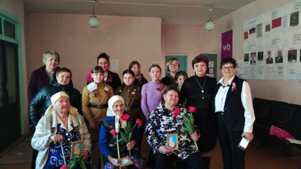 Агитбригада Дома детского творчества побывала в с. Княвичи Жирятинского района