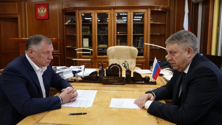 Брянский губернатор обсудил с Маратом Хуснуллиным текущую ситуацию в регионе