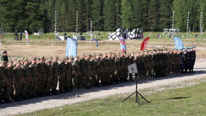 Брянская команда «Пересвет» участвует в окружных сборах игры «Зарница 2.0»