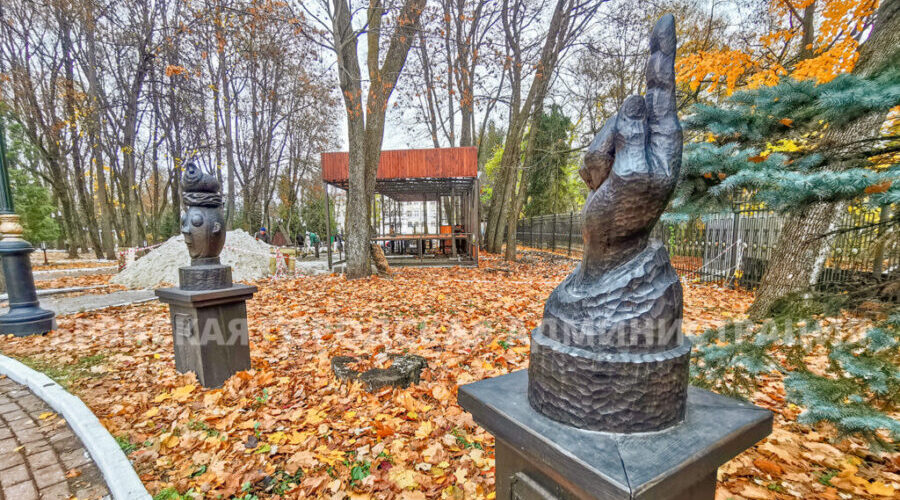 В брянском парке им. А. Толстого возводится многофункциональный культурно-досуговый центр