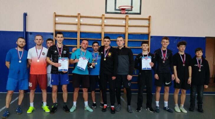 В спортивном зале Жирятинской школы прошёл новогодний кубок по мини-футболу