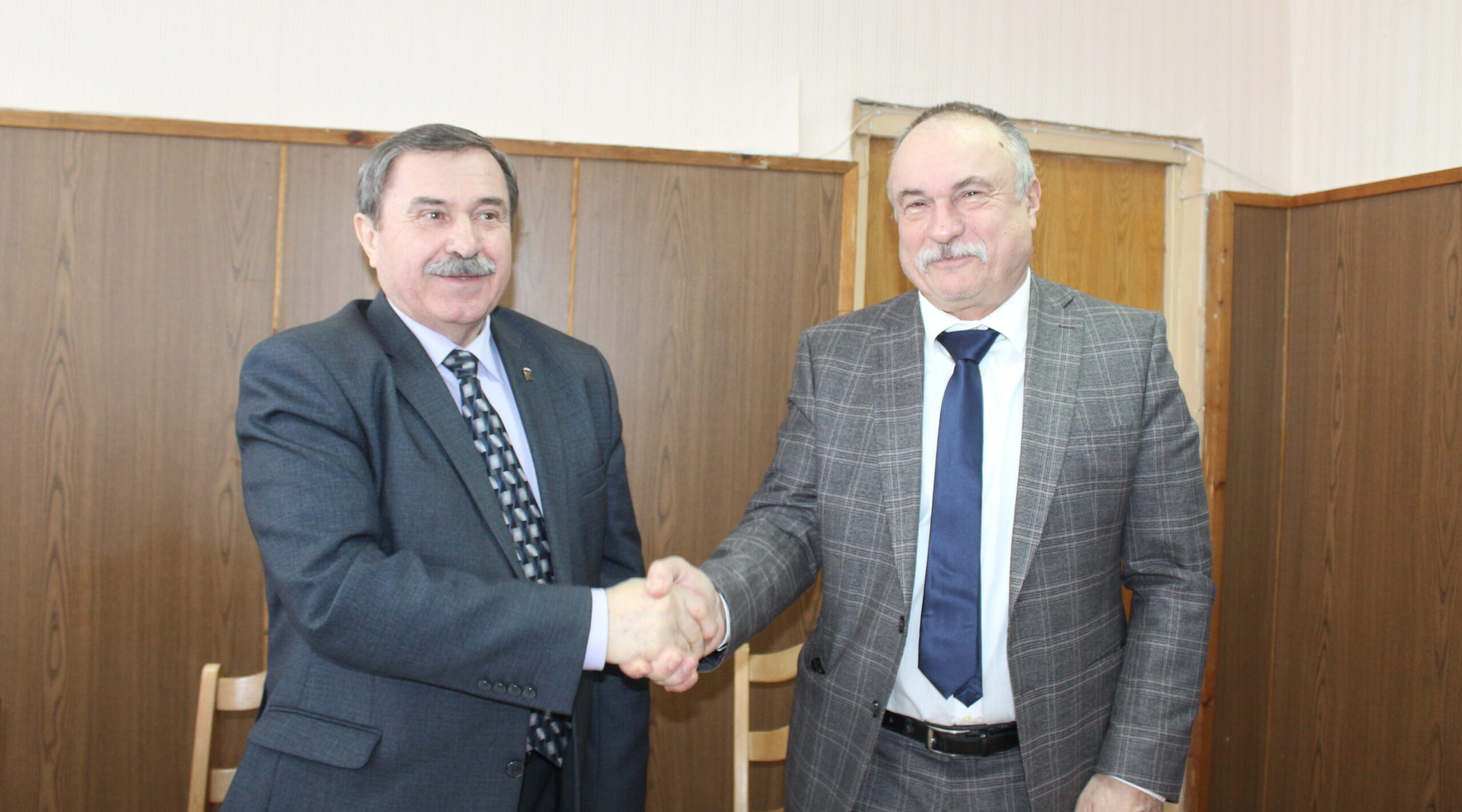 Игорь Тищенко избран главой администрации Жирятинского района