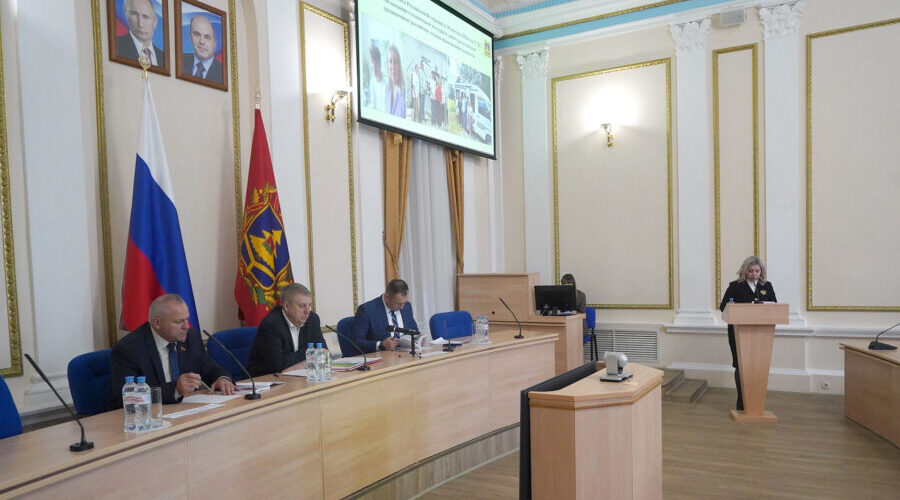 В Брянске подвели итоги работы Уполномоченного по правам ребенка в регионе