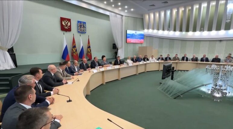 В Брянской области бизнес и власть объединяют усилия для развития региона
