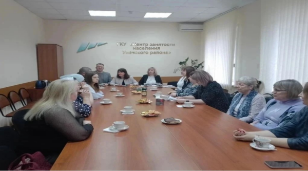 В Унечском районе продолжается комплексная поддержка семей участников СВО