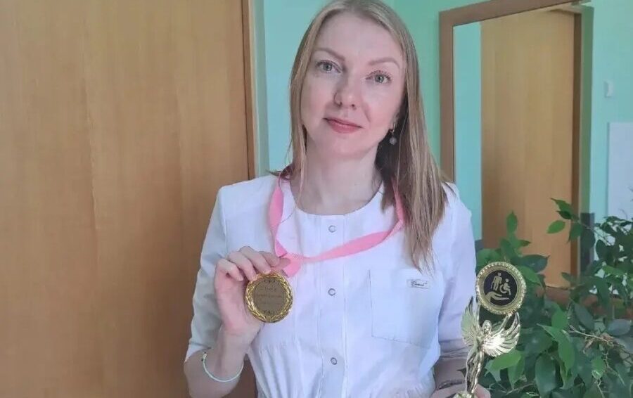Врач-невролог Брянской городской больницы № 1 признана «Лучшим наставником»