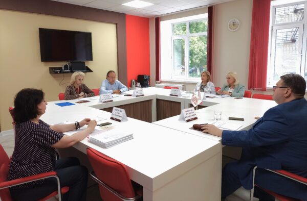 В Брянске прошла ярмарка трудоустройства «Работа России. Время возможностей»