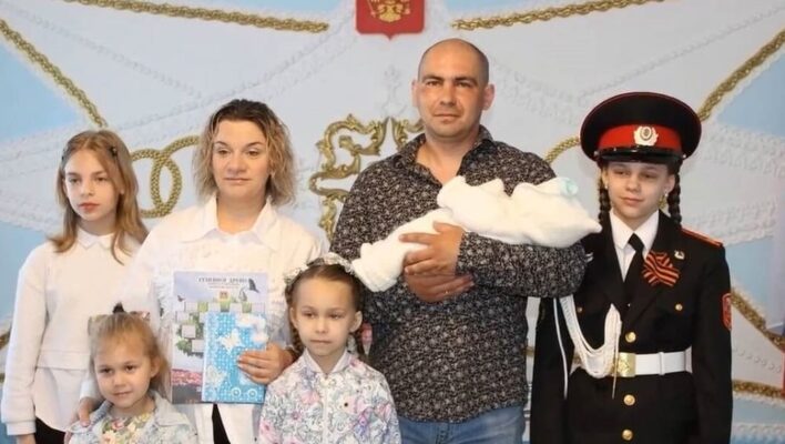 После рождения сына брянский боец СВО Максим Марченков вернулся с передовой