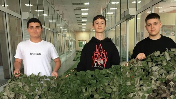 Клинцовские активисты приняли участие в социальном проекте «Поддержим своих!»