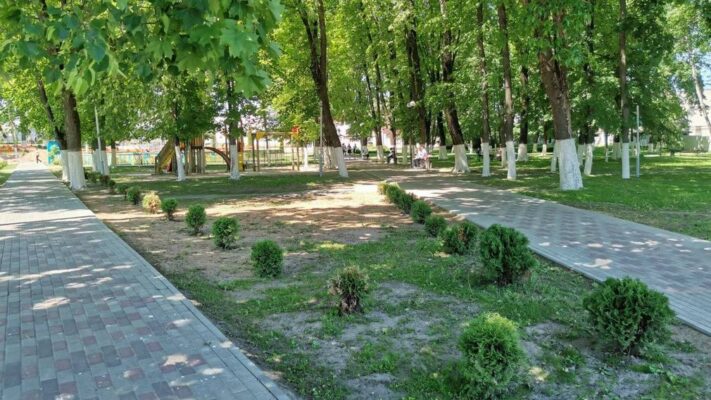 В Сураже Брянской области продолжается благоустройство общественных территорий