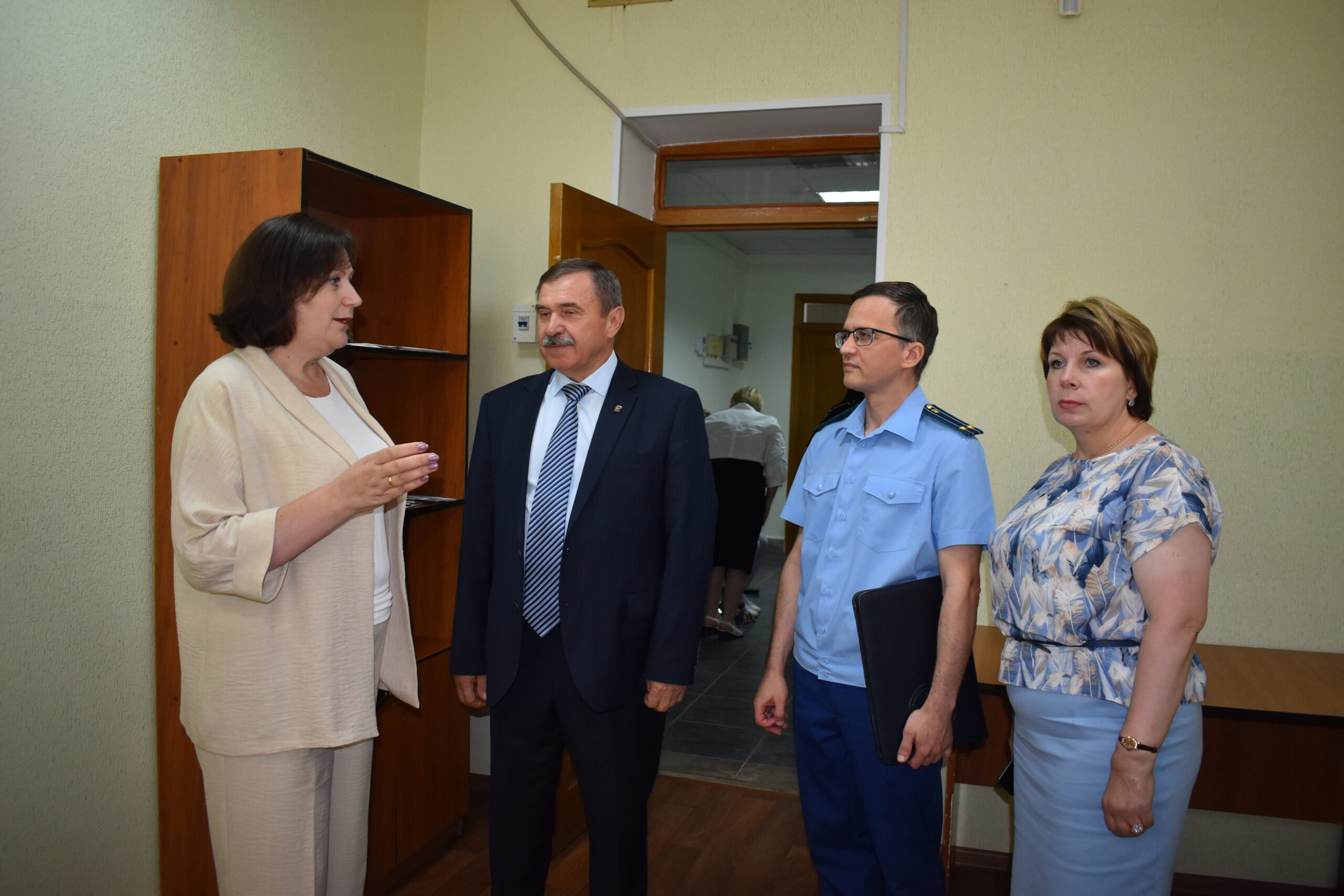 Центр общения для людей старшего возраста открылся в Жирятинском районе