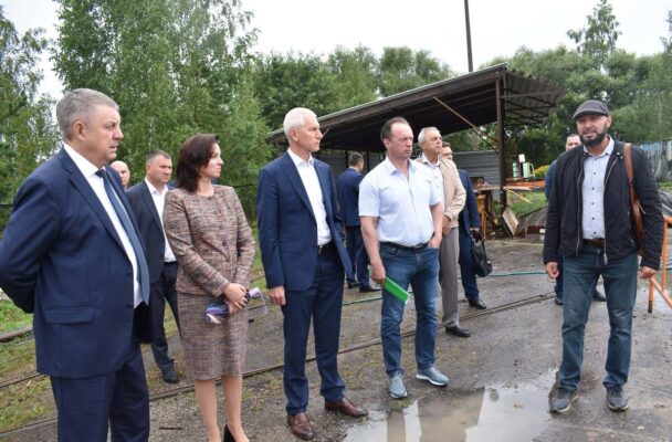 С визитом в Клетне на Брянщине Александр Богомаз и Олег Матыцин
