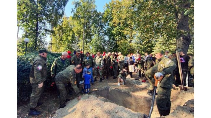 В Навле на Брянщине перезахоронили останки красноармейцев