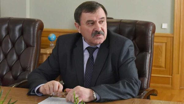 Глава Жирятинского района Леонид Антюхов: «Каждый должен понимать ответственность за будущее нашей Родины»