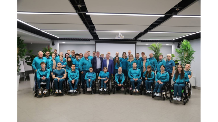 Брянским паралимпийцам вручили государственные награды