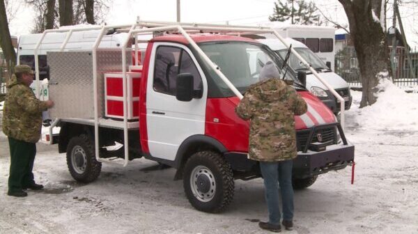 Лесники Брянщины получили новый спецавтомобиль