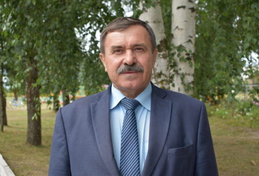 Глава Жирятинского района Леонид Антюхов: «Мы неустанно благодарим воинов за их подвиг»