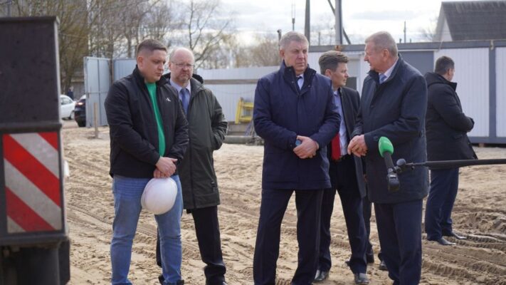 В Новозыбкове идет строительство ФОКа с бассейном