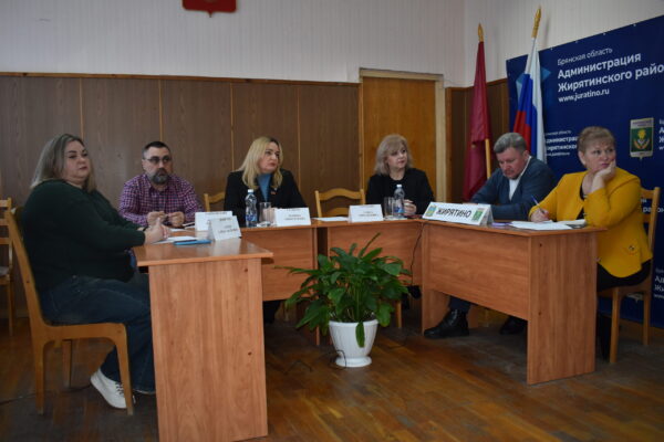 В Жирятинском районе прошла встреча представителей КСВО с семьями участников СВО
