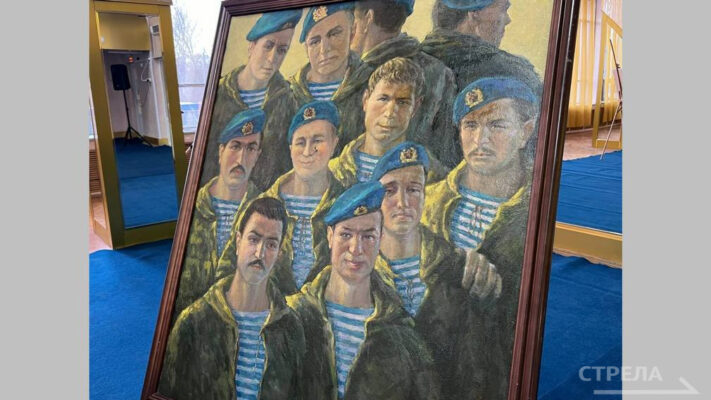 В Брянске работает выставка «Шагнувшие в бессмертие. Подвиг 6 роты»