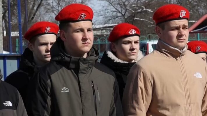 В Клинцах прошёл муниципальный этап игры «Зарница 2.0»
