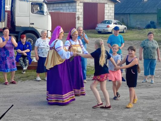 В День семьи, любви и верности в Жирятинском районе прошли праздничные мероприятия