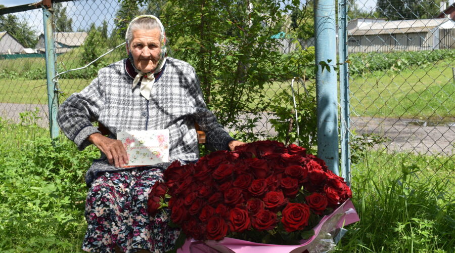 Жительница д. Колодня Жирятинского района Ольга Ярославцева отметила 95-летний юбилей