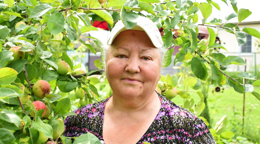 В цветочном царстве Ольги Юрьевны из Жирятинского района