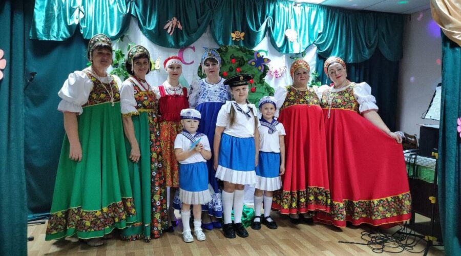 В селе Савлуково Жирятинского района состоялся праздничный концерт