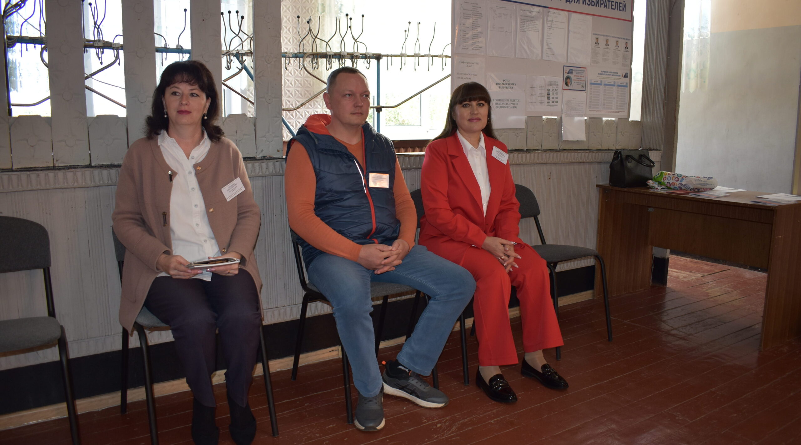 Наблюдатели на выборах в Жирятинском районе обеспечивают их законность