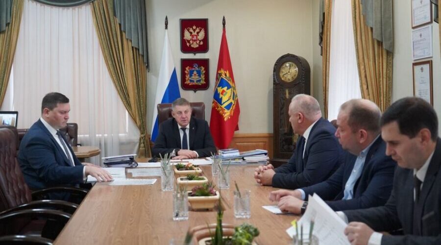 Александр Богомаз встретился с гендиректором «Газпром межрегионгаз Брянск»