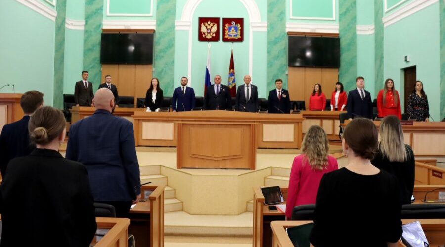 Молодые парламентарии Брянщины обсудили вопросы патриотизма и гражданской позиции