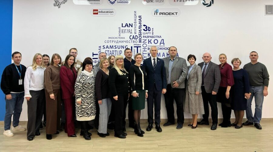 «АЙТИ-куб» города Дятьково на Брянщине посетил Олег Матыцин