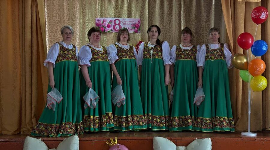 Работники культуры зажигают в сердцах людей радость