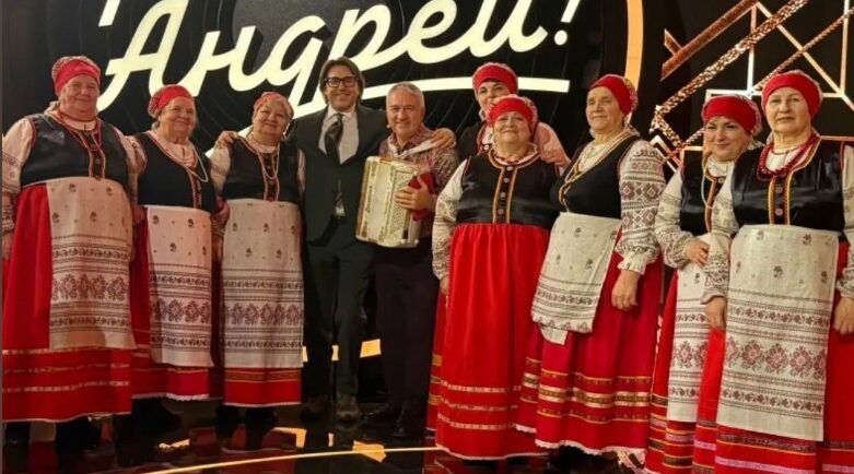 Солисты из почепских Доманичей выступят в программе «Привет, Андрей!»