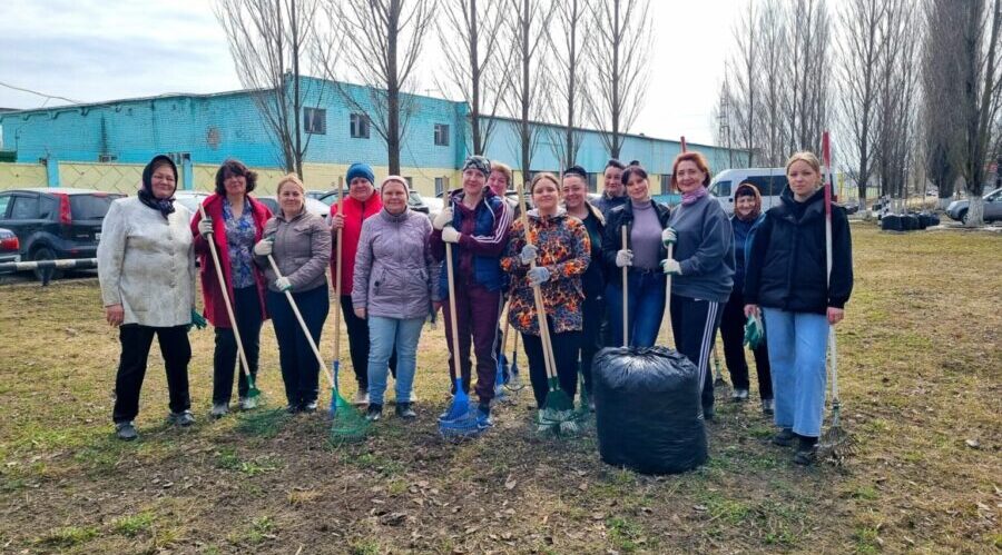 4140 брянцев приняли участие в первом общегородском субботнике