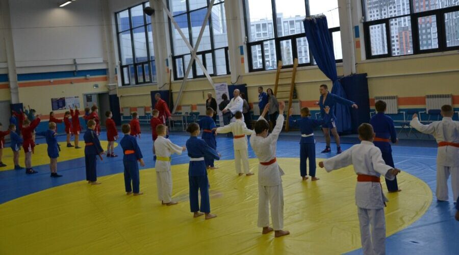 В Брянске прошла «Зарядка со звездой» 