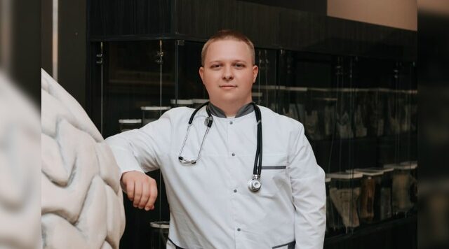 На Брянщине в Клинцовской горбольнице трудится молодой терапевт Роман Боровик