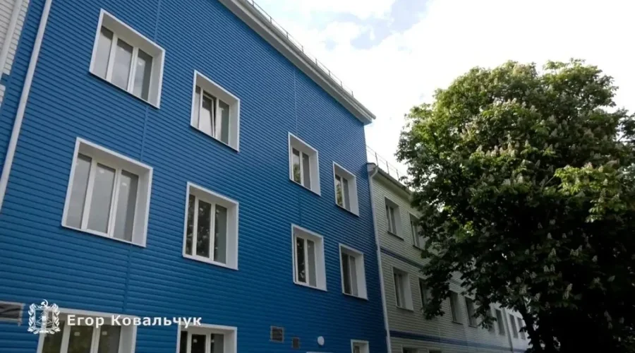 Брянские специалисты восстанавливают инфекционное отделение детской больницы в Брянке
