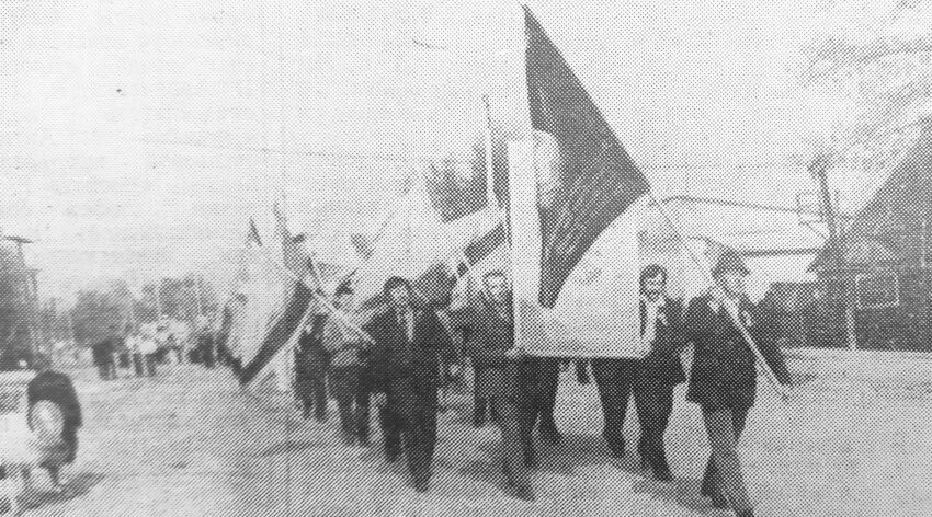 Как жители села Жирятино отметили Первомай 40 лет назад