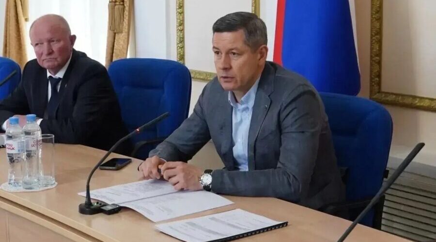 Глава Брянщины Егор Ковальчук встретился с ведущими сельхозтоваропроизводителями