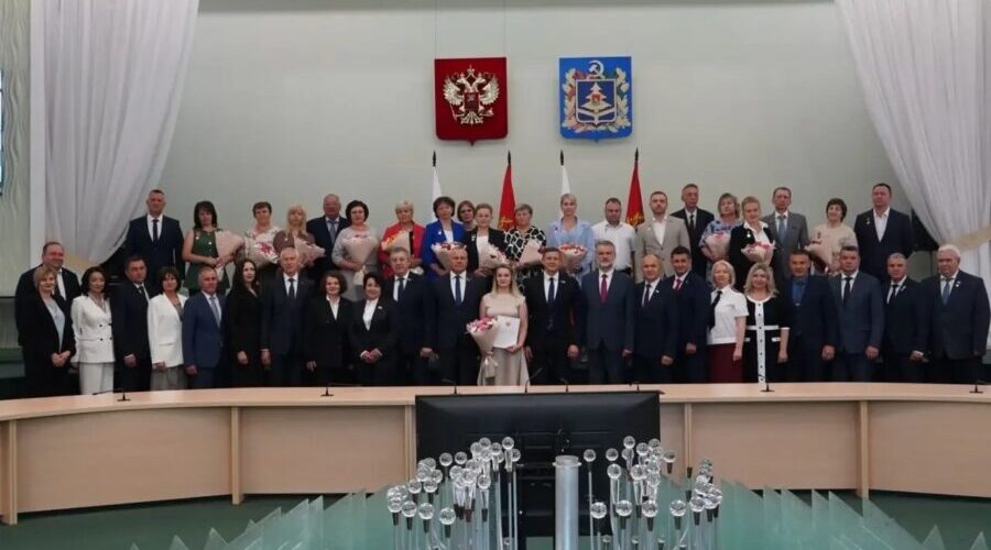 Врио губернатора Брянской области поздравил медиков с профессиональным праздником