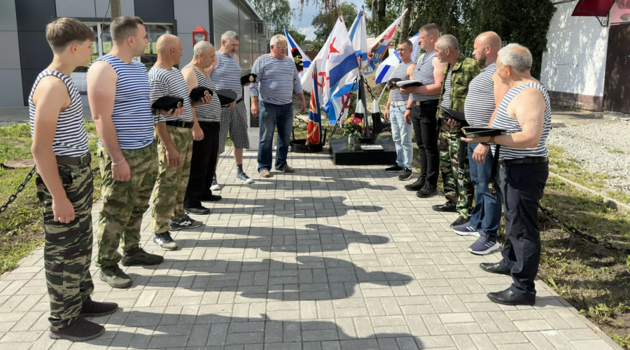 Якорь нашей памяти: как на жирятинской земле появился символ моря
