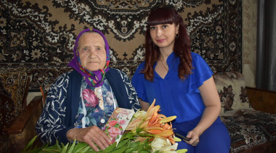 Волкова Раиса из Жирятинского района отметила свой 90-летний юбилей