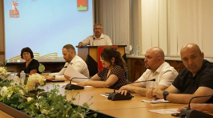 В Брянске планируется возведение пристроек к школам и гимназиям