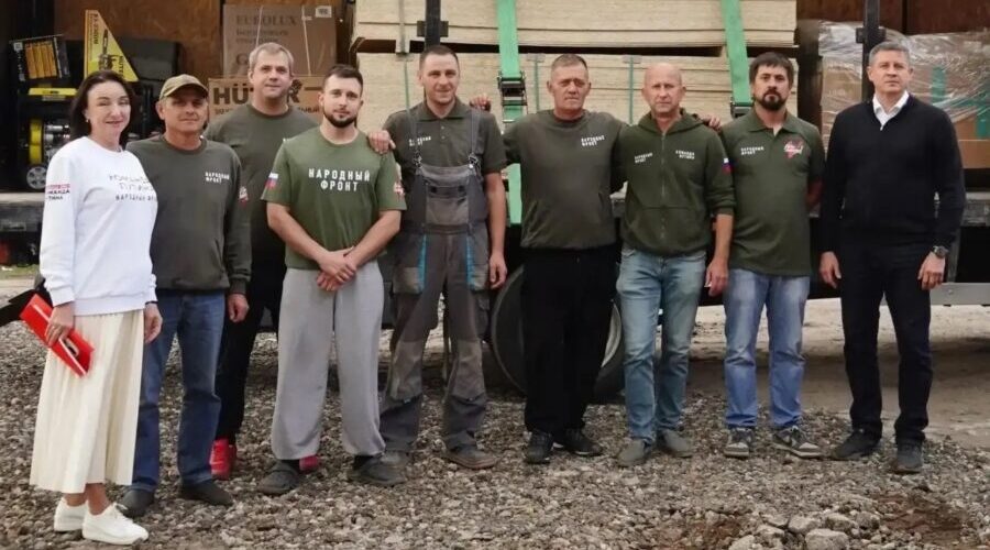 Брянцы отправили очередную партию гуманитарного груза военнослужащим
