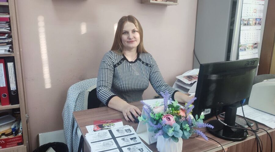 История успеха: Как нацпроект «Кадры» помог найти работу мечты жительнице Комаричского района